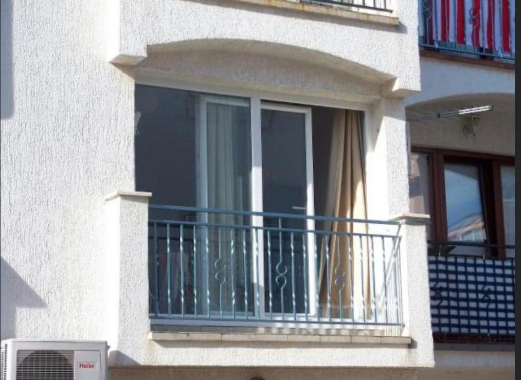 Olivia, Seaside Apartment In Medulin, Croatia Bagian luar foto